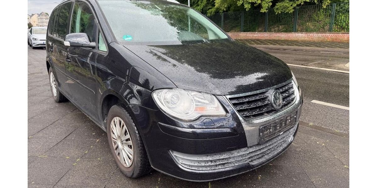 VW Touran 195.000 km 2.000 &euro; Mönchengladbach - Odenkirchen 41199