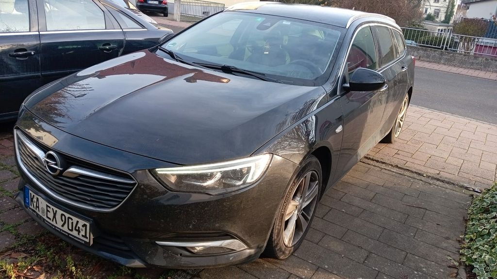 Opel Insignia 210.000 km 9.800 &euro; Karlsdorf 76689