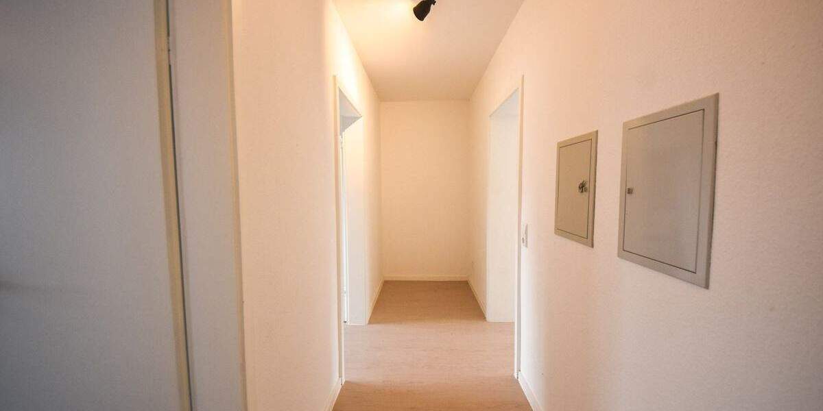 DIETZ: TOP-Modernisierte 2-Zimmer-Wohnung im 1. Obergeschoss 2 zimmer