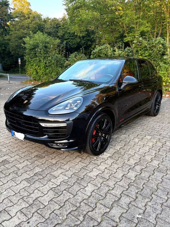 Cayenne