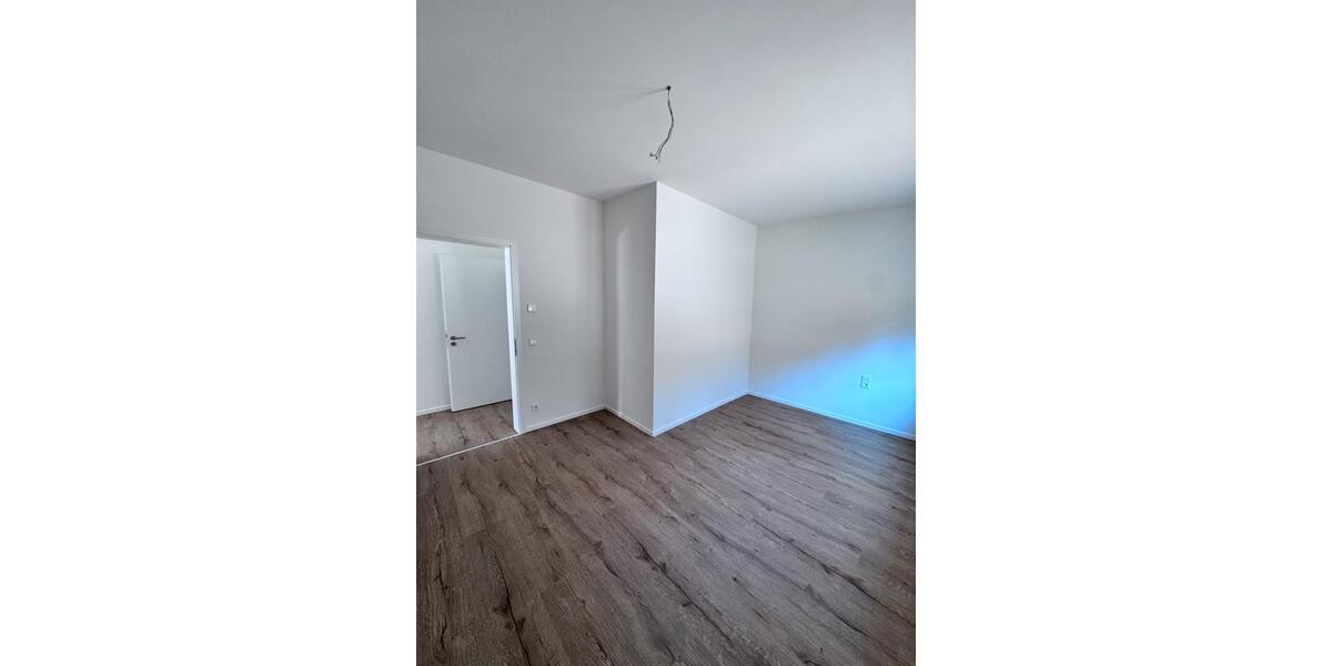 Einfamilienhaus Gummersbach - 3.5 Zimmer, 146 m&sup2;, 1.900&euro; | Angebot:25363993