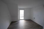 Dachgeschoßwohnung Nienburg (Saale) - 3 Zimmer, 75 m&sup2;, 825&euro; | Angebot:27634235