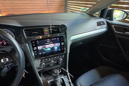 VW Golf 136.000 km 12.700 &euro; Hartenholm 24628