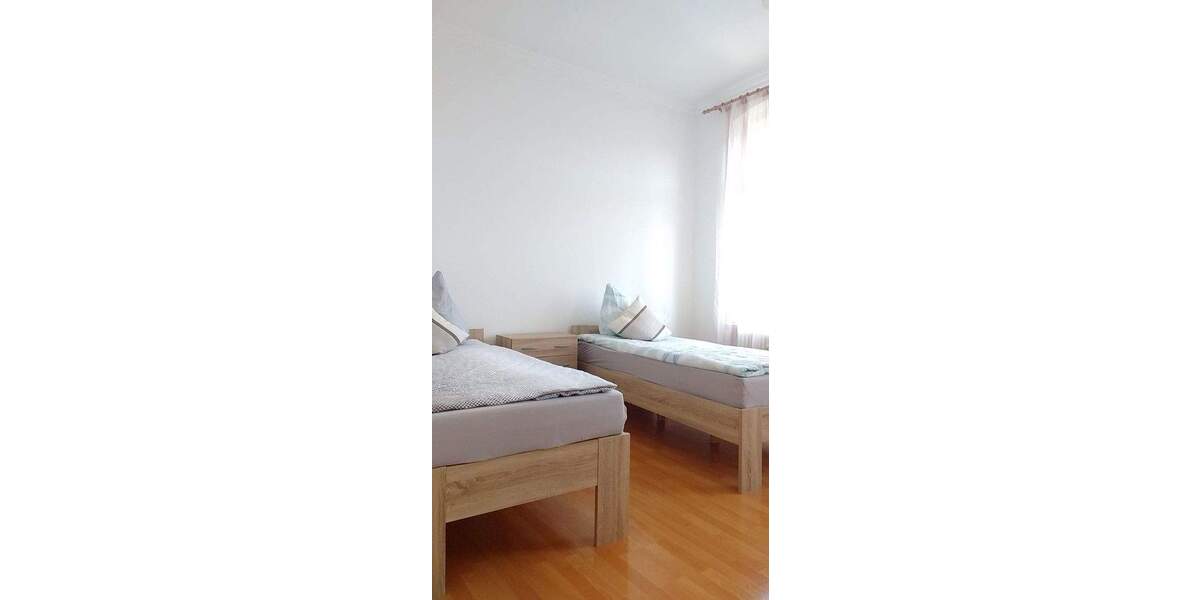 Etagenwohnung Plauen Stadtmitte - 4 Zimmer, 90 m&sup2;, 59.000&euro; | Angebot:25745243