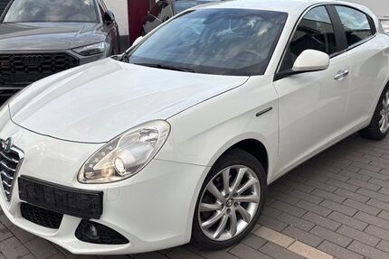 Alfa Romeo Giulietta 100.000 km 9.800 € Volkach 97332