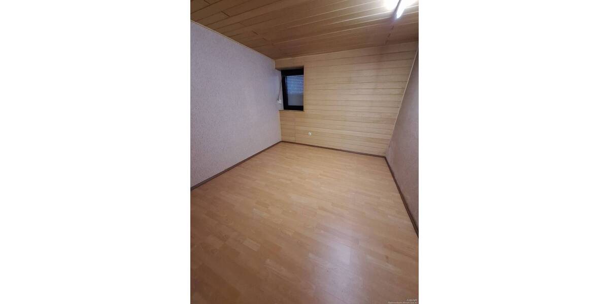 Einfamilienhaus Greding - 9 Zimmer, 211 m&sup2;, 547.000&euro; | Angebot:26658846