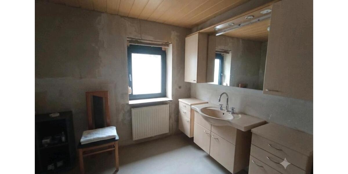 Einfamilienhaus Löbau - 5 Zimmer, 150 m&sup2;, 59.500&euro; | Angebot:27006218