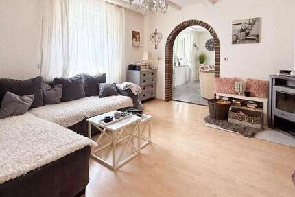 Wohnung Buttenwiesen - 5 Zimmer, 174 m&sup2;, 299.000&euro; | Angebot:23512233