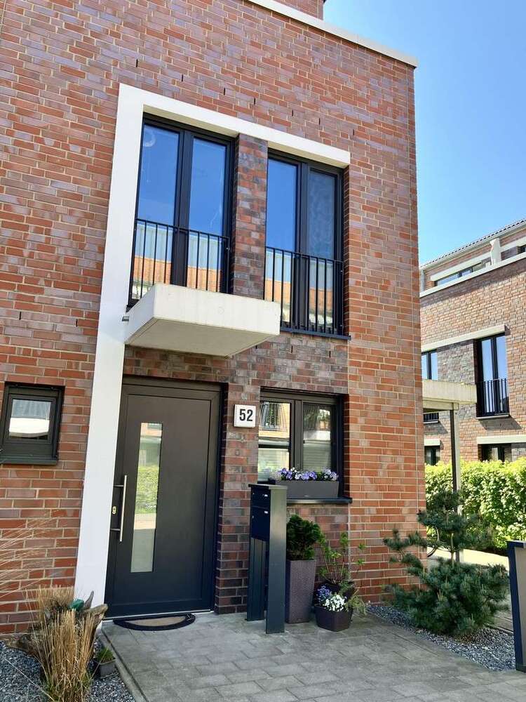 Haus zum Kaufen in Norderstedt 649.000 € 118.3 m²