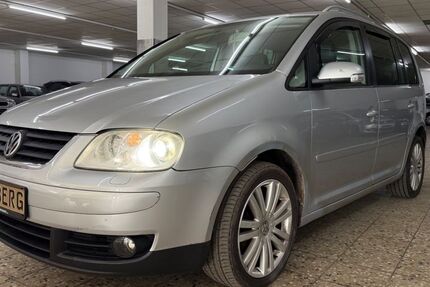 VW Touran 238.000 km 1.698 &euro; Suhl 98528