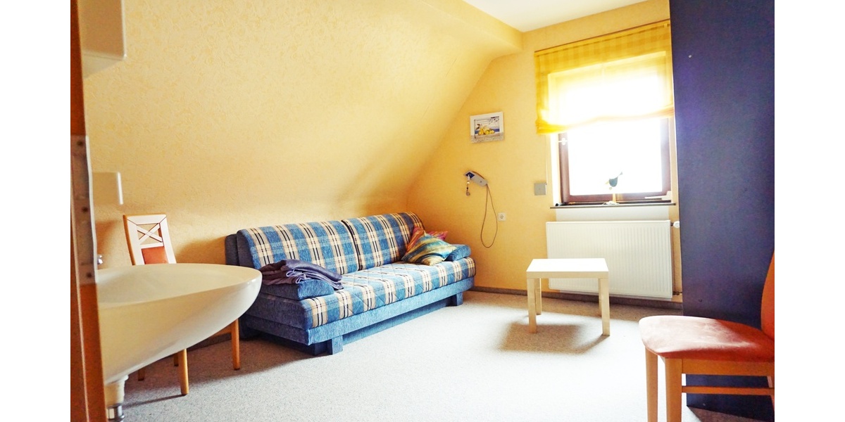 Gepflegtes 1-2 Fam. Haus, neuwertige Heizung, div. Renovierungen, Garten, Doppel-Garage, Terrasse, B - Einfamilienhaus Zierenberg Burghasungen | Angebot:26459788