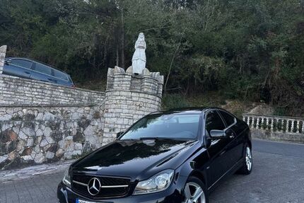 Mercedes-Benz Andere 265.000 km 6.000 &euro; Niedernhall 74676