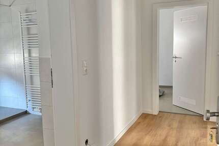 Wohnung Wiesbaden Mitte - 1 Zimmer, 50 m&sup2;, 800&euro; | Angebot:27140849
