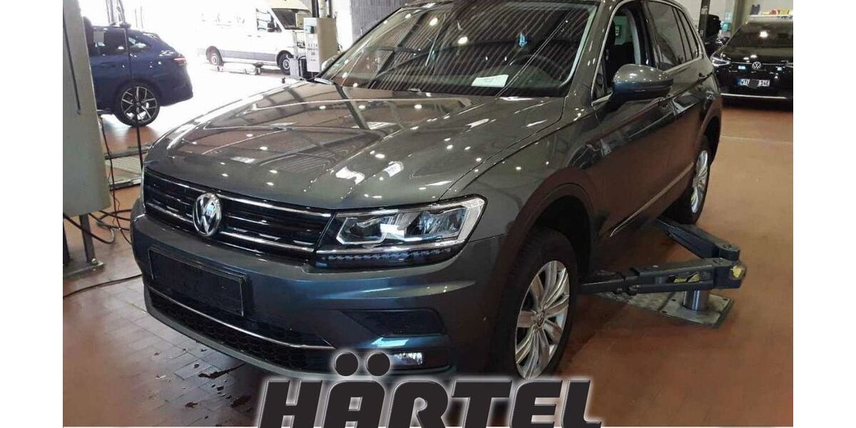 VW Tiguan 67.600 km 22.500 &euro; Osnabrück 49084