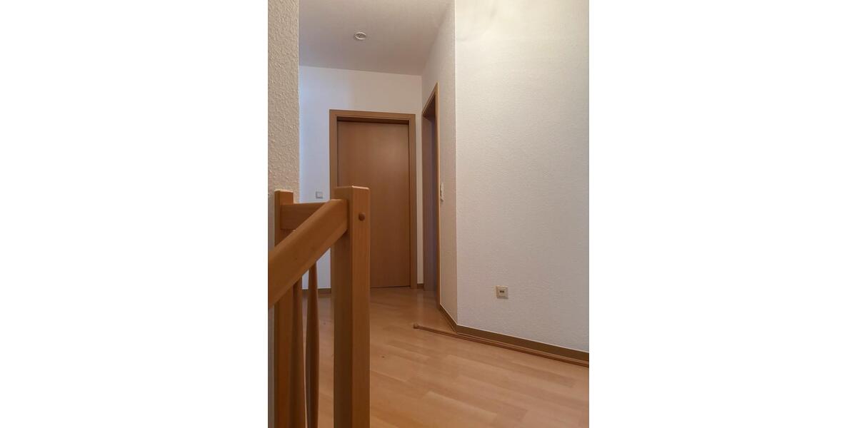 Einfamilienhaus Weimar (Lahn) - 5 Zimmer, 160 m&sup2;, 1.600&euro; | Angebot:25367732