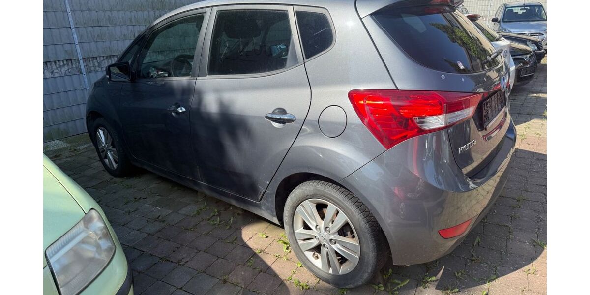 Hyundai ix20 193.000 km 3.550 &euro; Wolfenbüttel (Halchter) 38304