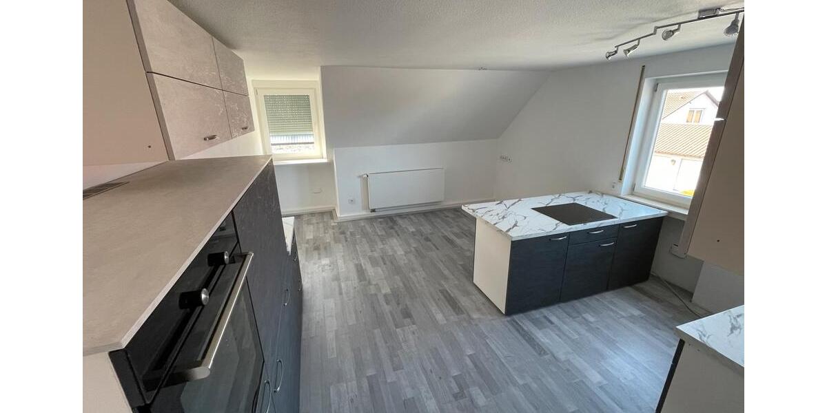 Etagenwohnung Ochsenhausen - 4.5 Zimmer, 110 m&sup2;, 1.175&euro; | Angebot:25353982