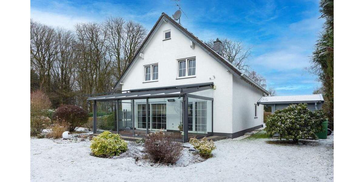 Einfamilienhaus Remscheid Lüttringhausen - 5 Zimmer, 148 m&sup2;, 550.000&euro; | Angebot:24916109