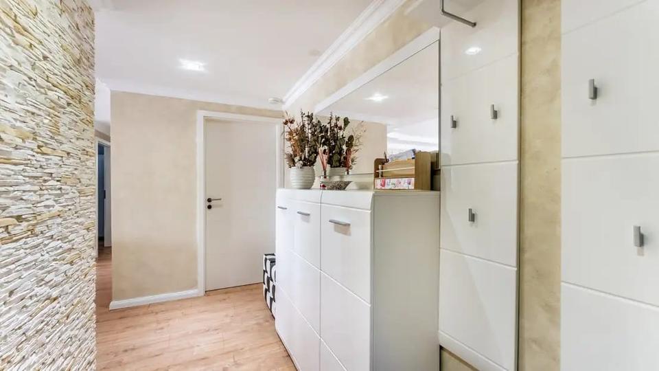 Etagenwohnung Schramberg - 3 Zimmer, 72 m&sup2;, 179.000&euro; | Angebot:26091380