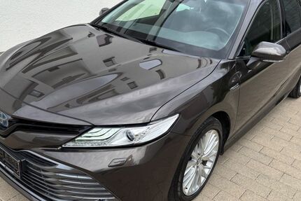 Toyota Camry 49.500 km 27.900 &euro; Haar/München 85540