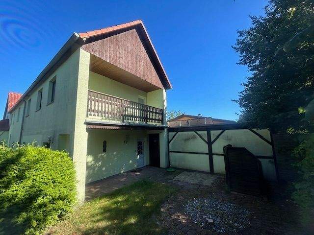 Doppelhaushälfte Samtens - 4 Zimmer, 100 m&sup2;, 145.000&euro; | Angebot:25468490