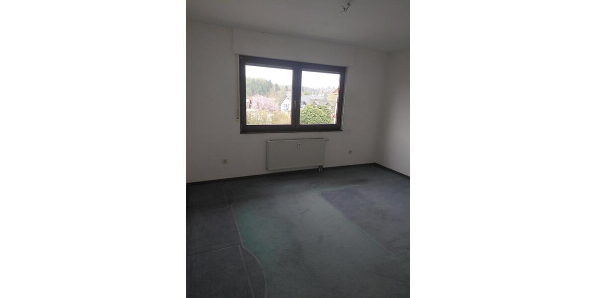 Etagenwohnung Frankenberg (Eder) - 3 Zimmer, 85 m&sup2;, 621&euro; | Angebot:26338107
