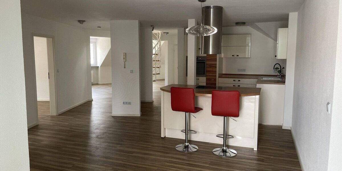 Etagenwohnung Winnenden - 3 Zimmer, 148 m&sup2;, 1.500&euro; | Angebot:26805117