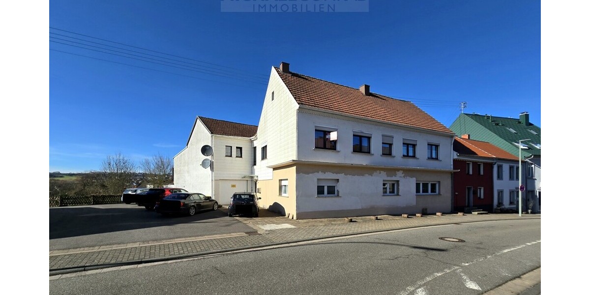 2-3 Familienhaus in Schmelz Zentrum - Zweifamilienhaus Schmelz / Bettingen Bettingen | Angebot:27010288