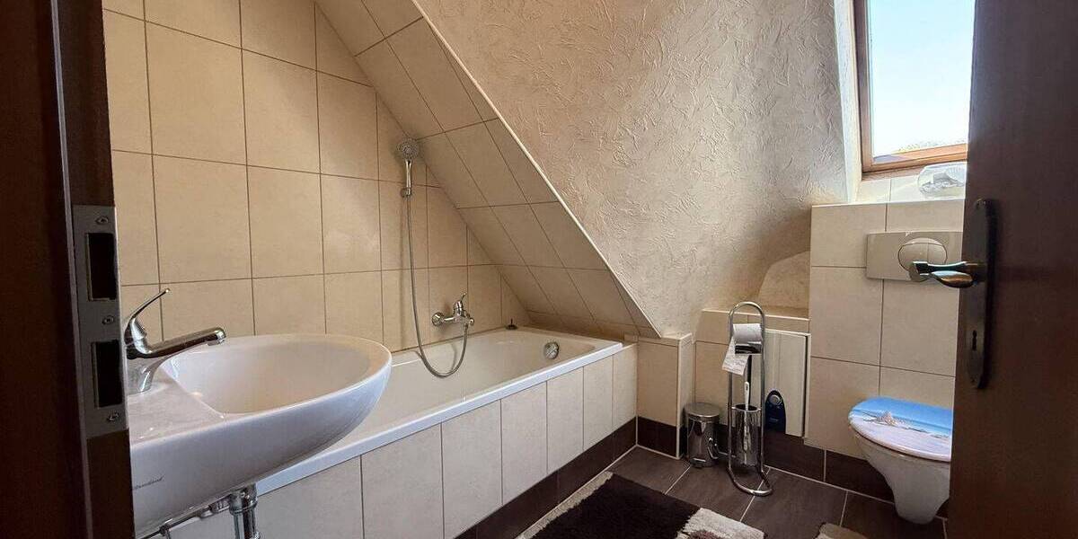 Mehrfamilienhaus, Wohnhaus Eckartsberga - 1 Zimmer, 319 m&sup2;, 169.000&euro; | Angebot:26696950