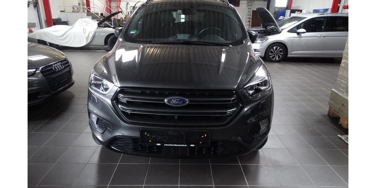 Ford Kuga 54.000 km 11.650 &euro; Schwerte 58239