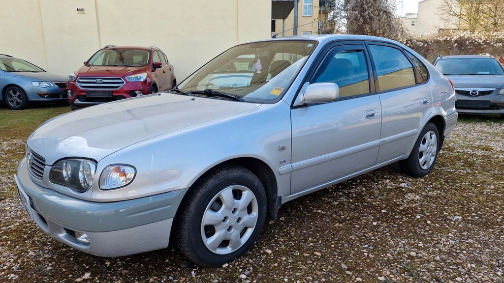 Toyota Corolla 149.655 km 2.700 &euro; Magdeburg 39106