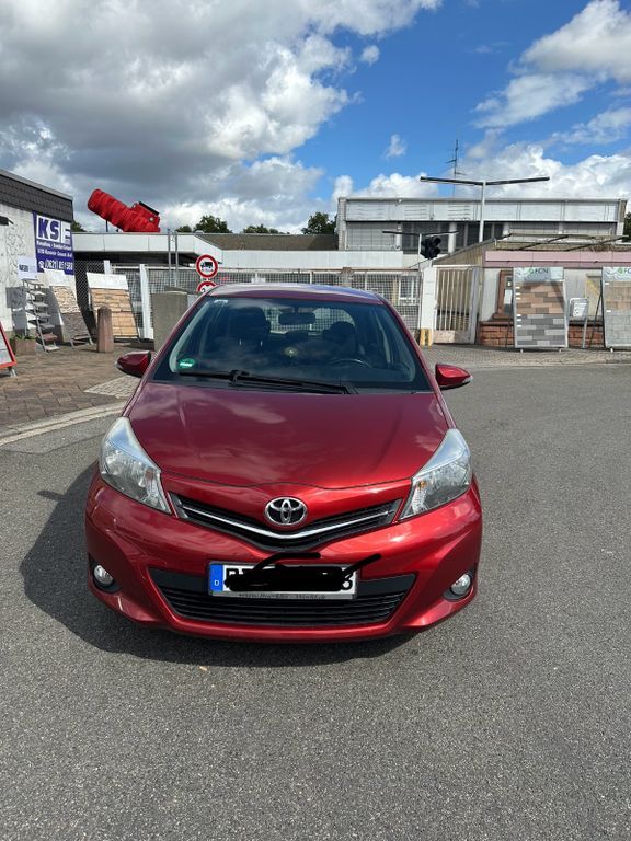 Yaris