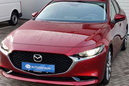 Mazda 3 21.284 km 27.590 &euro; Rostock 18146