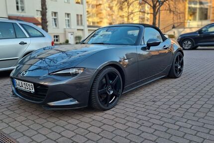 Mazda MX-5 15.785 km 26.900 &euro; Berlin 10827