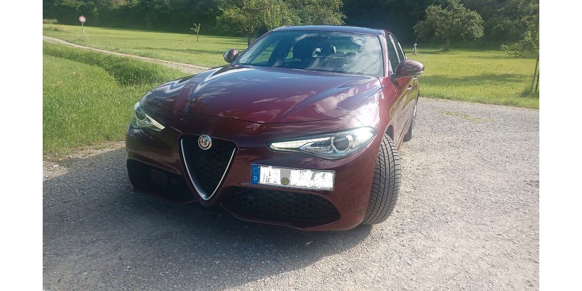 Alfa Romeo Giulia 58.000 km 28.500 &euro; Salem 88682