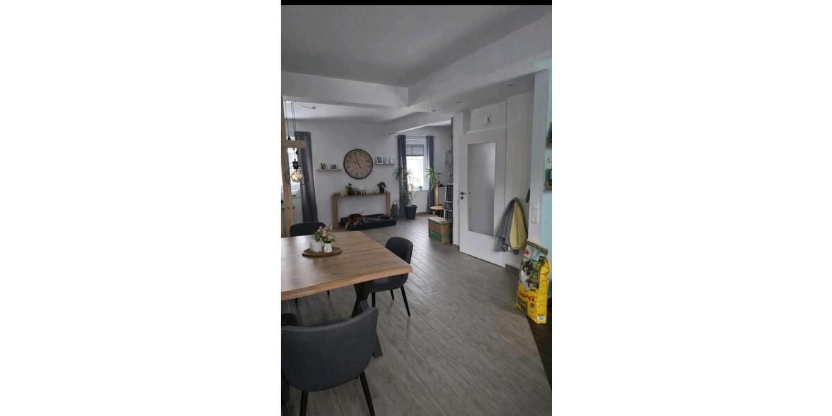 Reihenhaus Wilhelmshaven Fedderwardergroden - 5 Zimmer, 112 m&sup2;, 160.000&euro; | Angebot:26099269