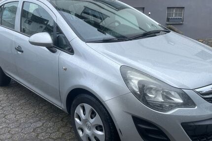 Opel Corsa 171.500 km 2.990 &euro; Siershahn 56427