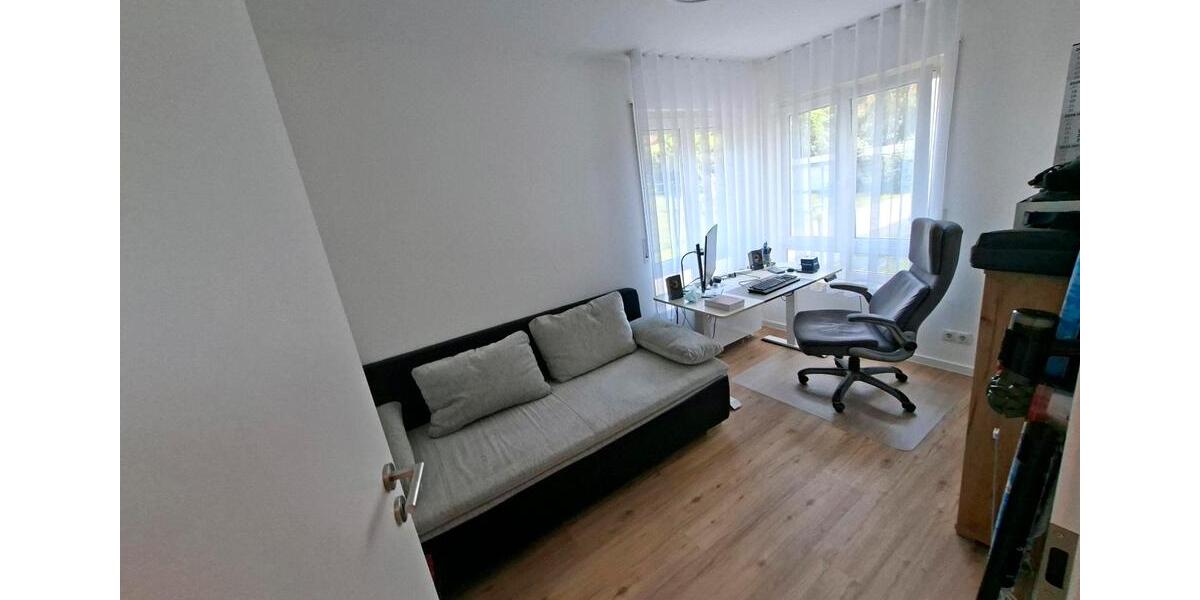 Erdgeschoßwohnung Zwickau Zwickau-West - 3 Zimmer, 66 m&sup2;, 169.000&euro; | Angebot:26808495