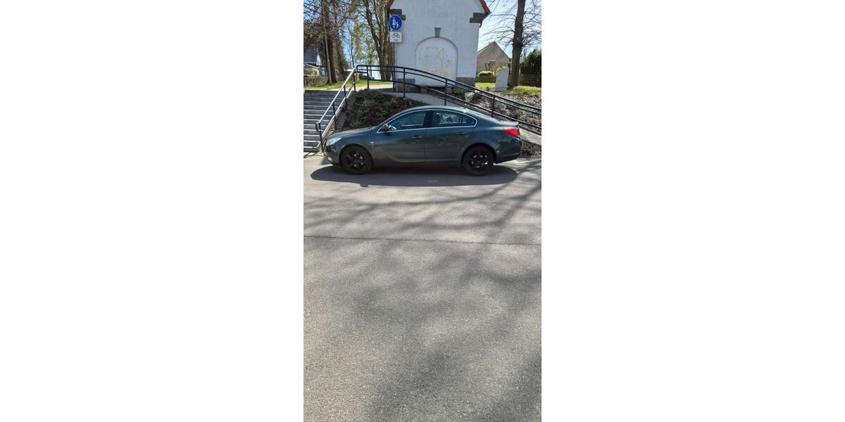 Opel Insignia 121.000 km 5.990 &euro; Reichenbach 08468