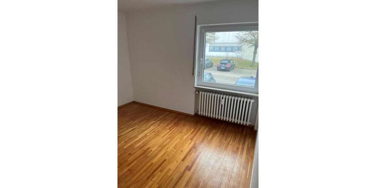 Erdgeschoßwohnung Waldbronn - 3.5 Zimmer, 98 m&sup2;, 1.200&euro; | Angebot:24742879