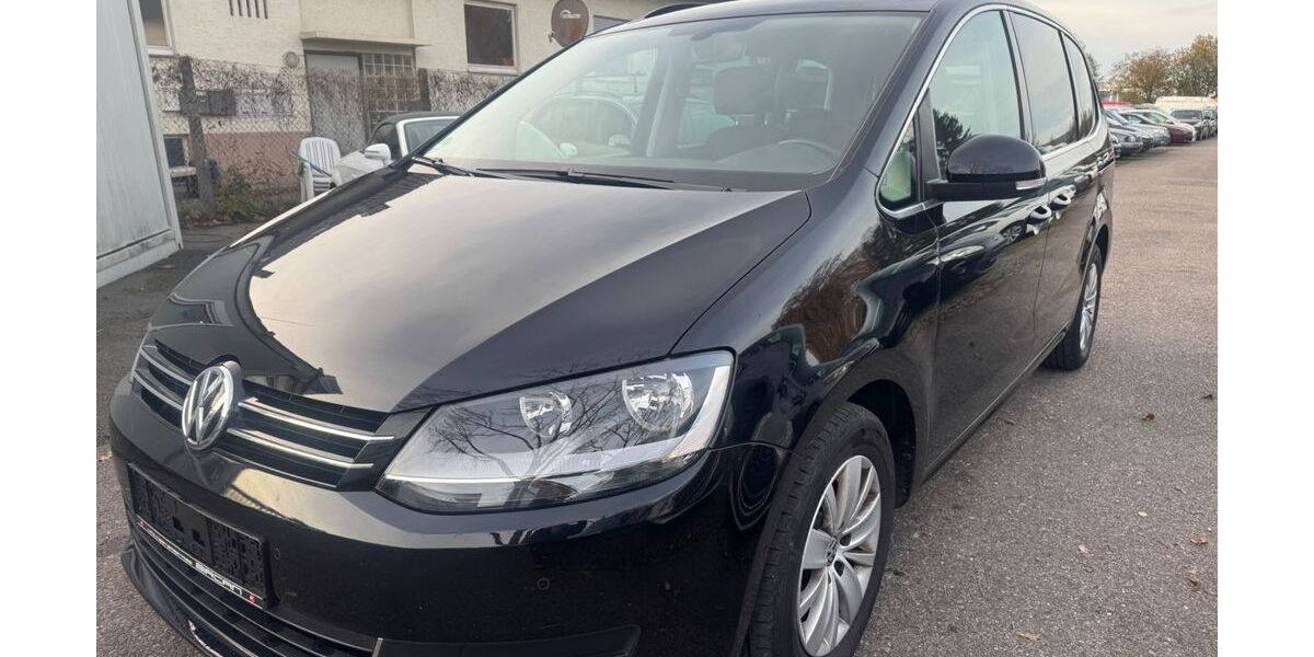 VW Sharan 176.000 km 11.990 € Fellbach 70763