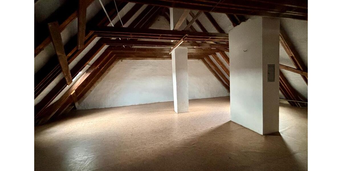 Etagenwohnung Gersdorf - 3 Zimmer, 57 m&sup2;, 50.000&euro; | Angebot:26440561