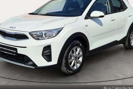 Kia Stonic 40.988 km 14.390 &euro; Berga 06536