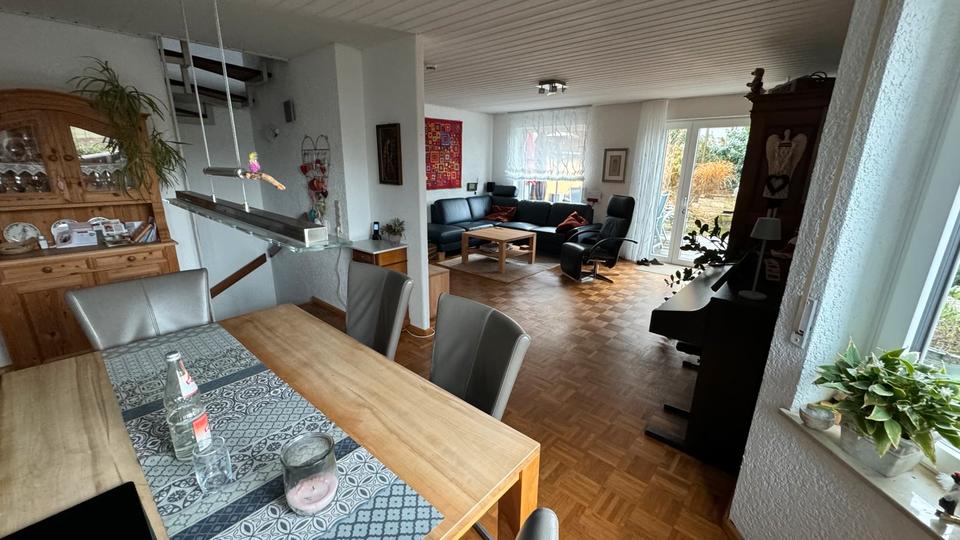 Reihenhaus Freiburg im Breisgau Munzingen - 8 Zimmer, 155 m&sup2;, 828.000&euro; | Angebot:23354923