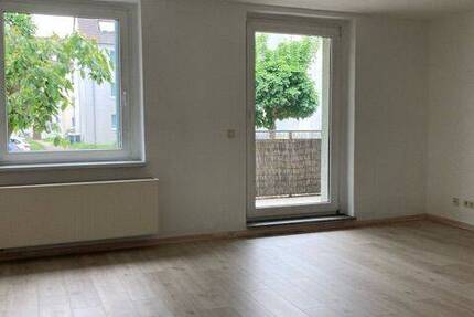Wohnung Dessau-Roßlau West - 3 Zimmer, 72 m&sup2;, 482&euro; | Angebot:26778713