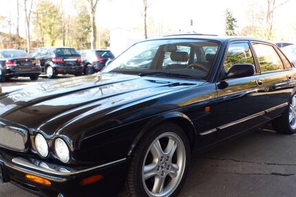 Jaguar XJ 72.500 km 13.999 &euro; Hamburg 22559