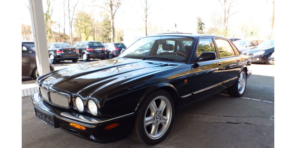 Jaguar XJ 72.500 km 13.999 &euro; Hamburg 22559