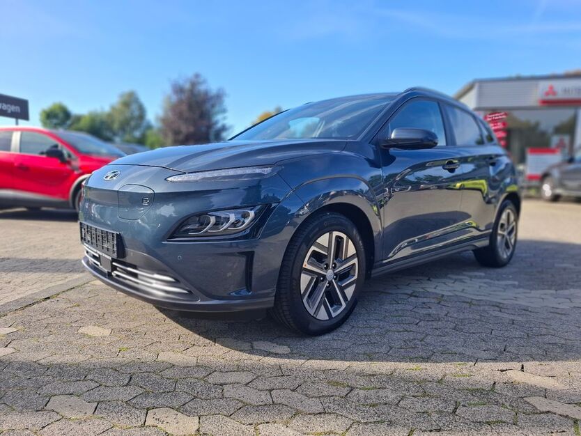 Hyundai KONA 24.300 km 25.490 € Wolfhagen 34466