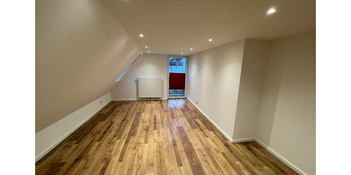 Maisonettenwohnung Itzehoe - 3 Zimmer, 93 m&sup2;, 880&euro; | Angebot:25021999