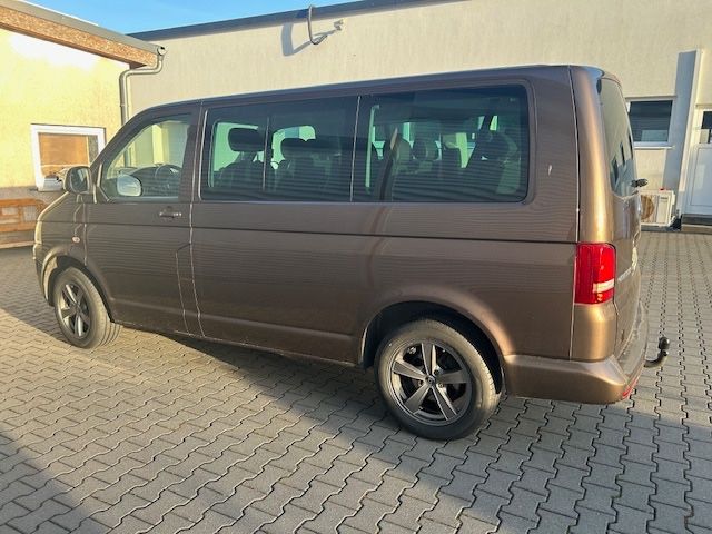 VW T5 Caravelle 166.600 km 23.700 &euro; Fränkisch -Crumbach 64407